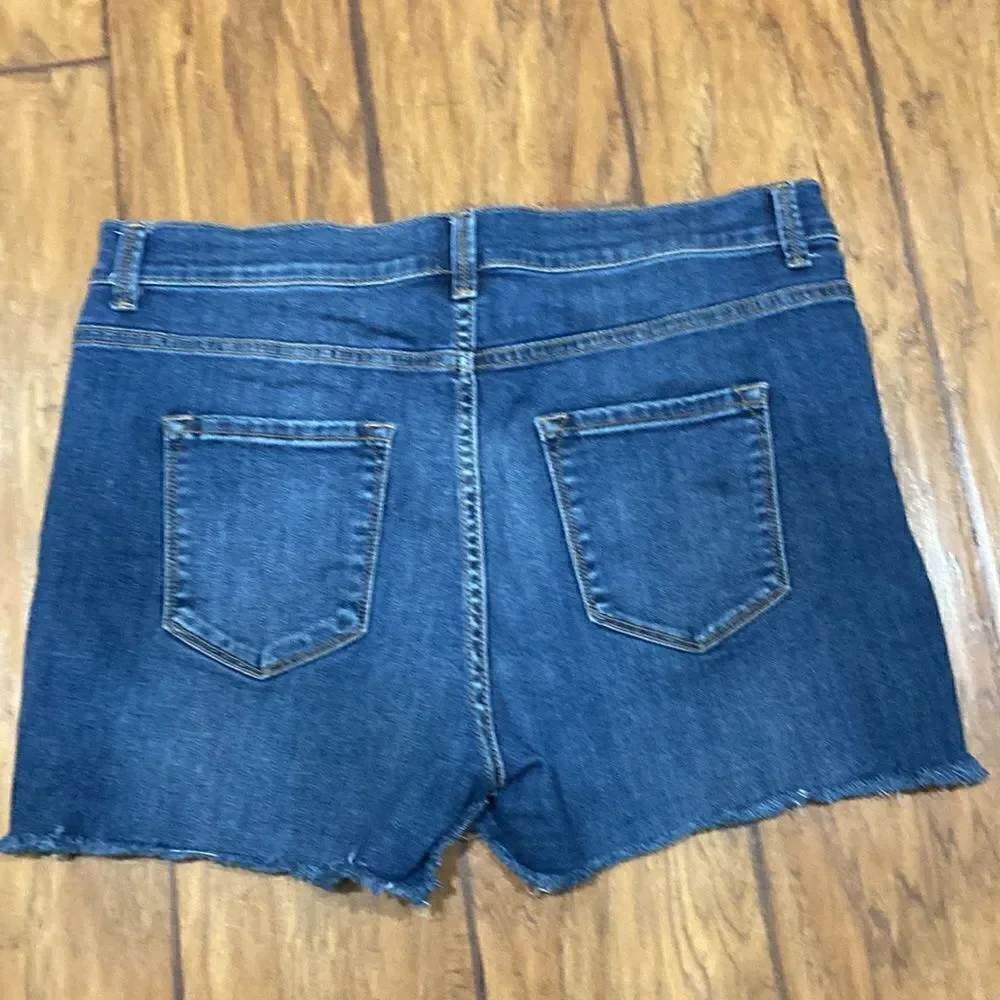 Forever 21 Plus Distressed Stretch Denim Shorts Cut offs